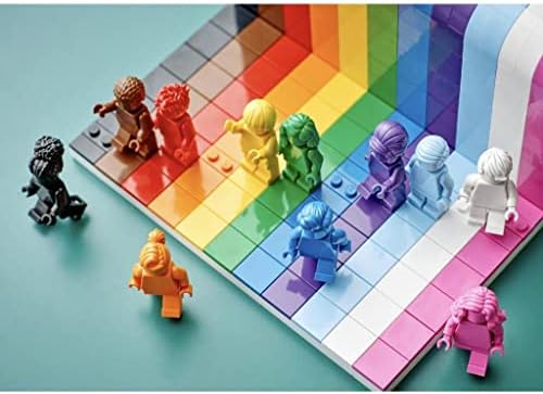 LEGO Everyone Is Awesome Building Set